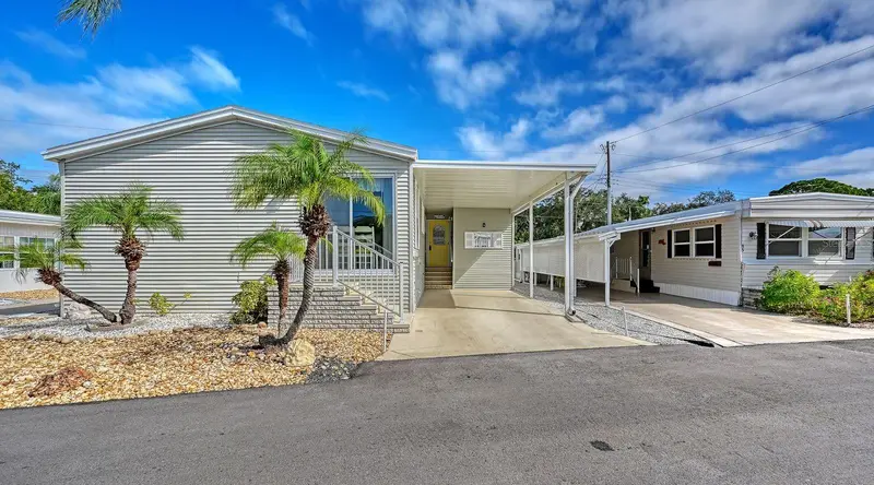 84 SOUTHWINDS DRIVE, SARASOTA