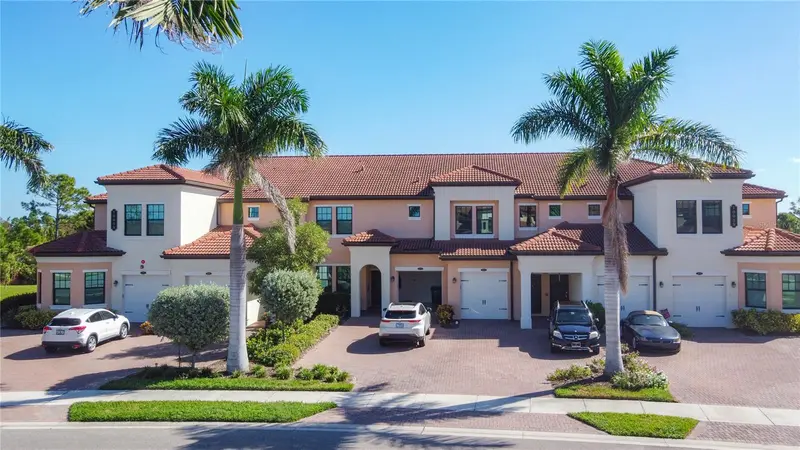 10059 CROOKED CREEK DRIVE #102, VENICE