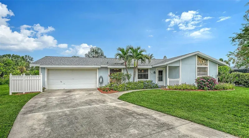6110 APPROACH LANE, SARASOTA, photo 2 of 57