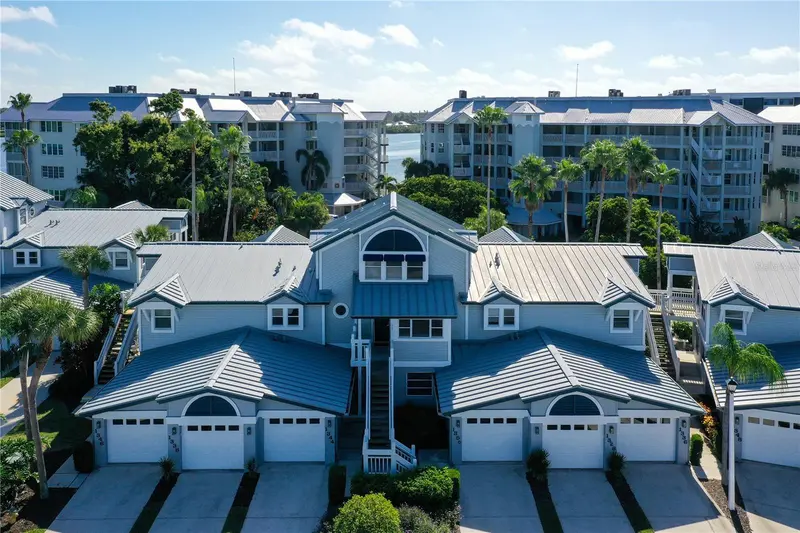 1328 SIESTA BAYSIDE DRIVE #1328C, SARASOTA