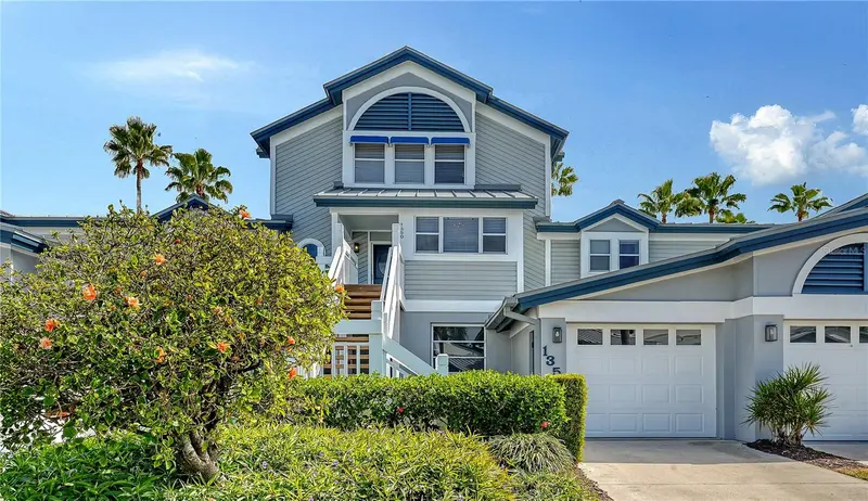 1350 SIESTA BAYSIDE DRIVE #1350B, SARASOTA