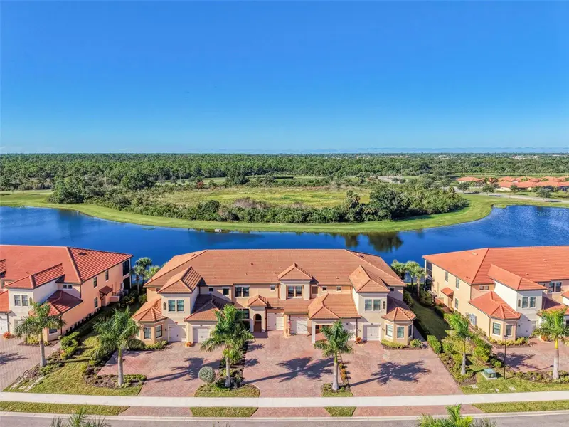 10205 STAGGERBUSH DRIVE #102, VENICE