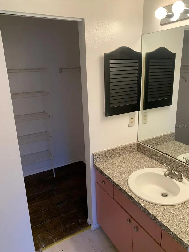 4432 MURDOCK AVENUE, SARASOTA, photo 3 of 16