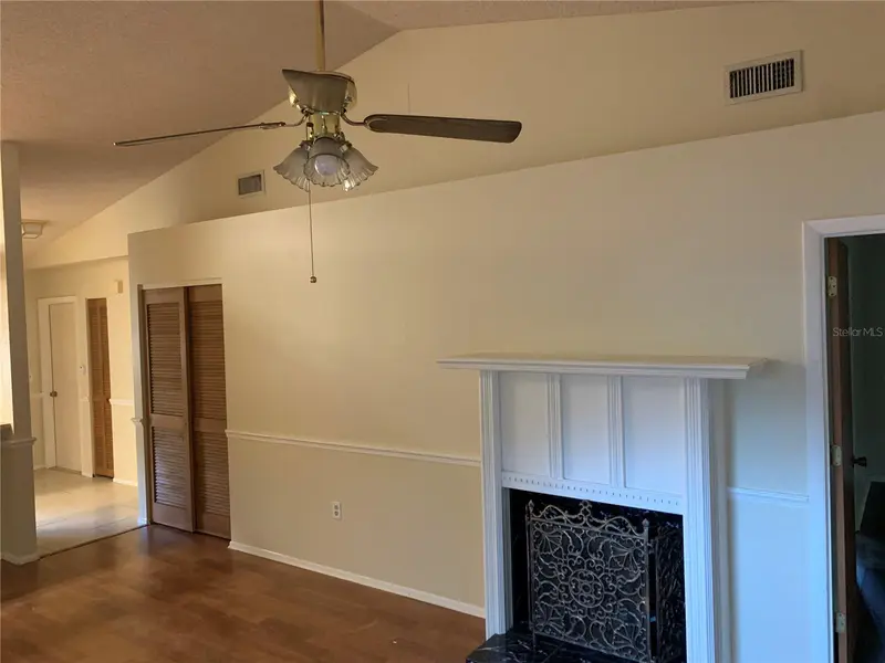 4432 MURDOCK AVENUE, SARASOTA, photo 5 of 16