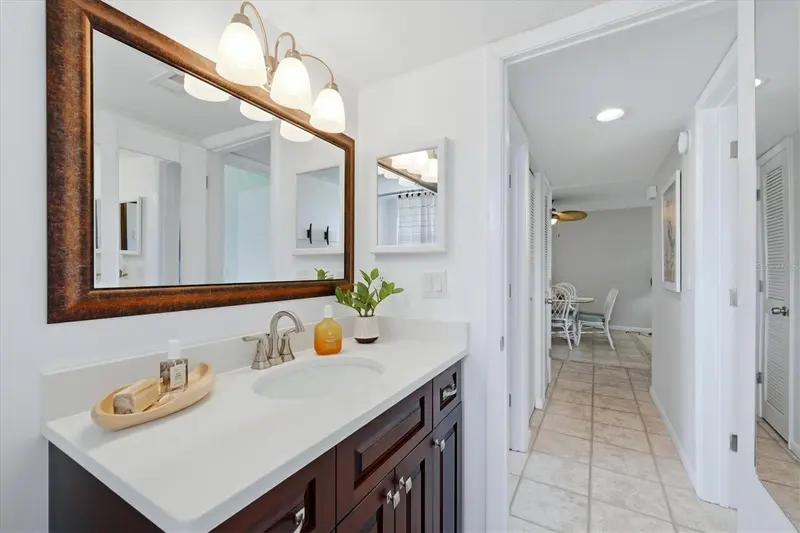 Thumbnail 32