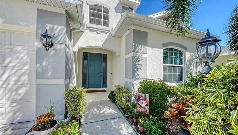 15213 BLUE FISH CIRCLE, LAKEWOOD RANCH, photo 3 of 38