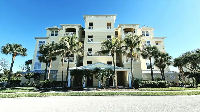 8571 AMBERJACK CIRCLE #102, ENGLEWOOD