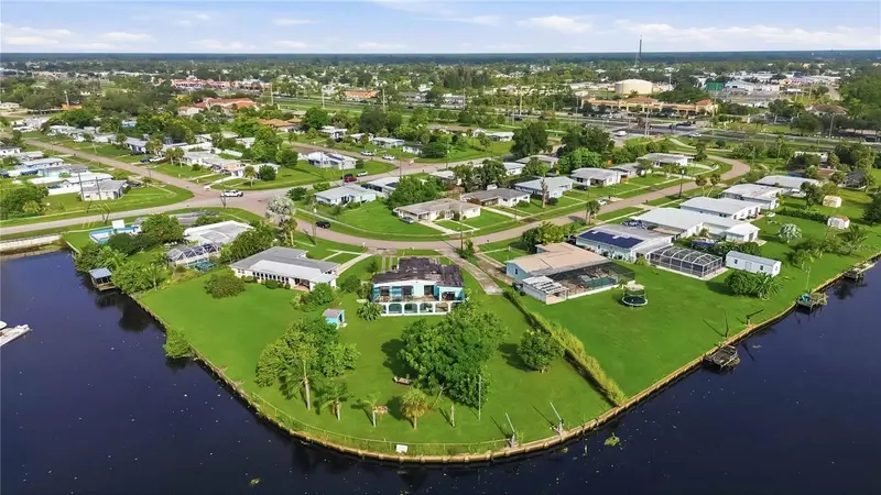 6067 MERRIL STREET, NORTH PORT, photo 5 of 13