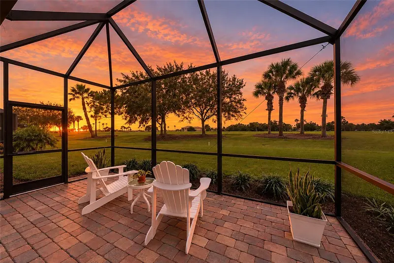 7027 QUIET CREEK DRIVE, BRADENTON, photo 3 of 75