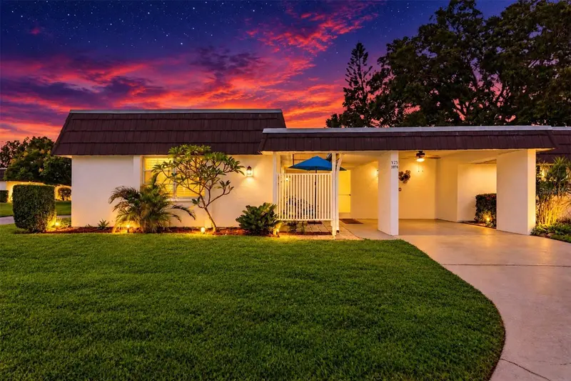 3978 OVERLOOK BEND TERRACE #25, SARASOTA