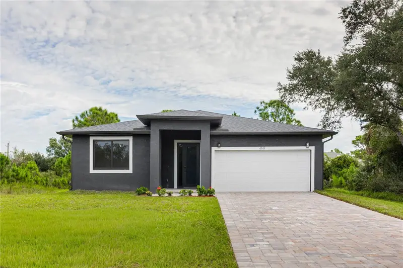 6262 SKYVIEW DRIVE, NORTH PORT