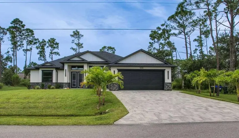 5220 ADINA CIRCLE, NORTH PORT