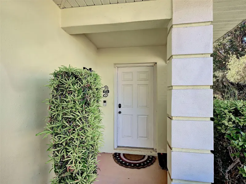 324 WEXFORD TERRACE #171, VENICE, photo 3 of 40