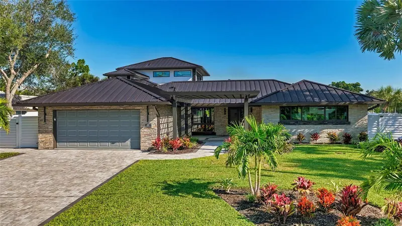 809 IDLEWILD WAY, SARASOTA