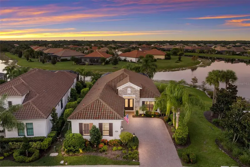 15721 CASTLE PARK TERRACE, LAKEWOOD RANCH, photo 2 of 100