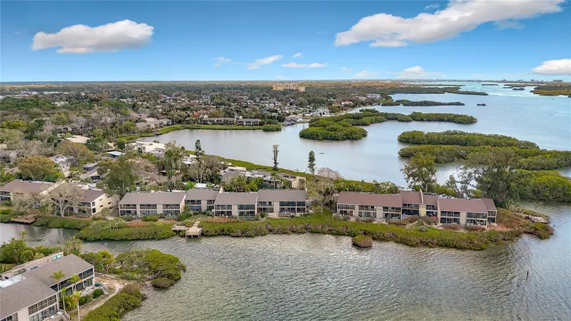 1510 PELICAN POINT DRIVE #BA270, SARASOTA