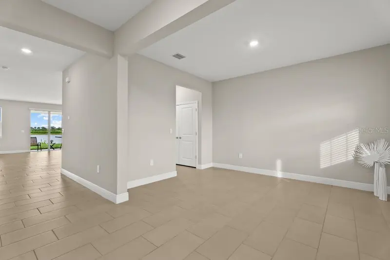 5728 WOODLAND SAGE DRIVE, SARASOTA, photo 3 of 46