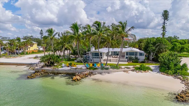 4200 SHELL ROAD, SARASOTA, photo 3 of 93