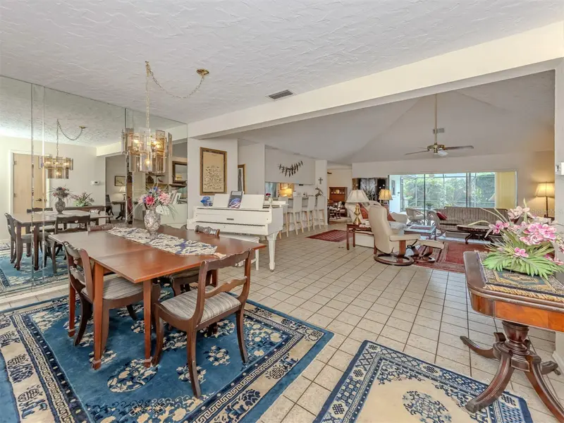 1250 WATERSIDE LANE, VENICE, photo 4 of 32