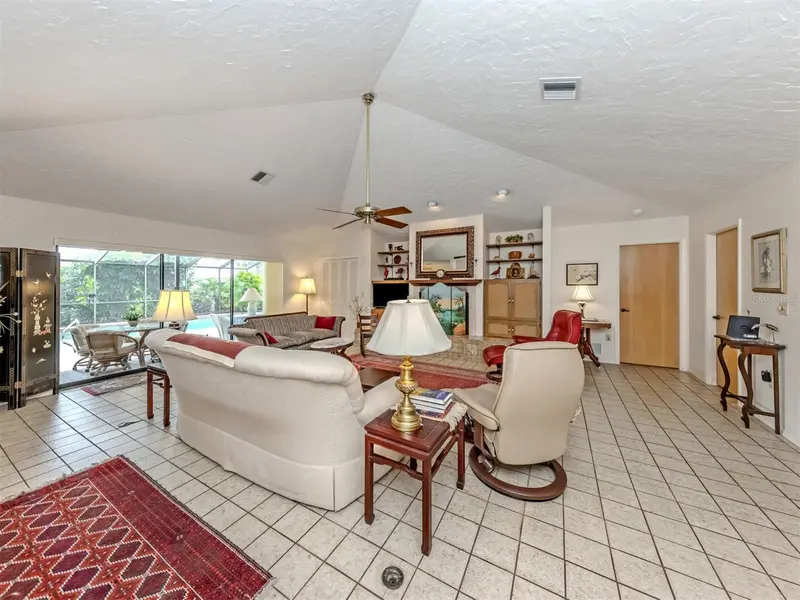 1250 WATERSIDE LANE, VENICE, photo 5 of 32