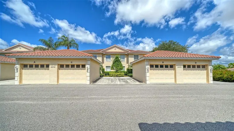 4202 VICENZA DRIVE #A23, VENICE, photo 2 of 47