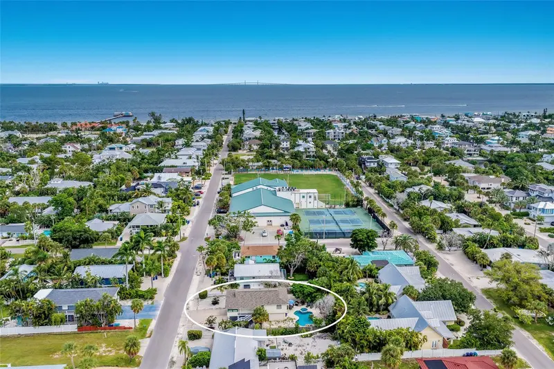 313 MAGNOLIA AVENUE, ANNA MARIA