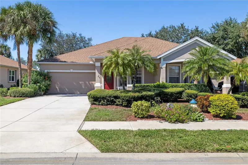4177 LENOX BOULEVARD, VENICE