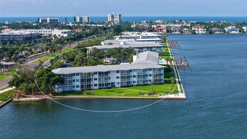 777 JOHN RINGLING BOULEVARD #36, SARASOTA