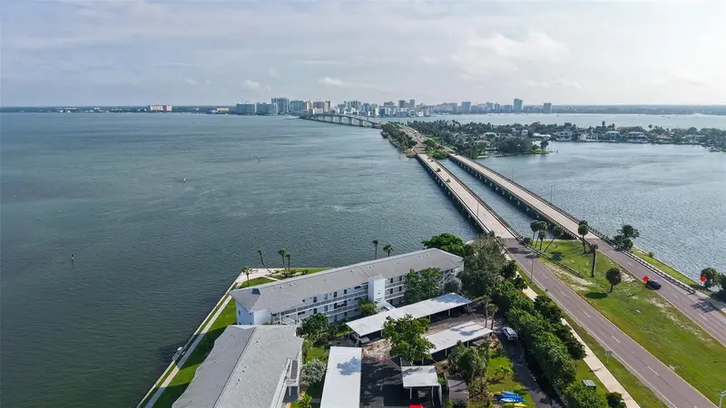 777 JOHN RINGLING BOULEVARD #36, SARASOTA, photo 2 of 42