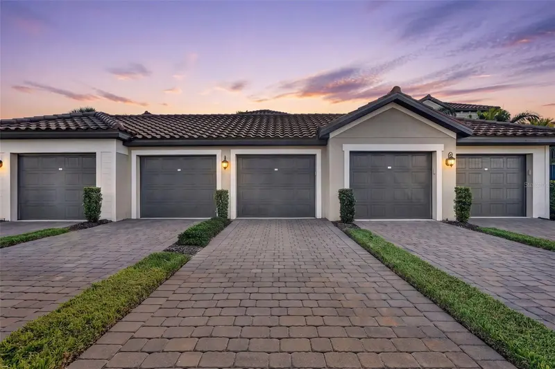 5685 PALMER CIRCLE #202, BRADENTON