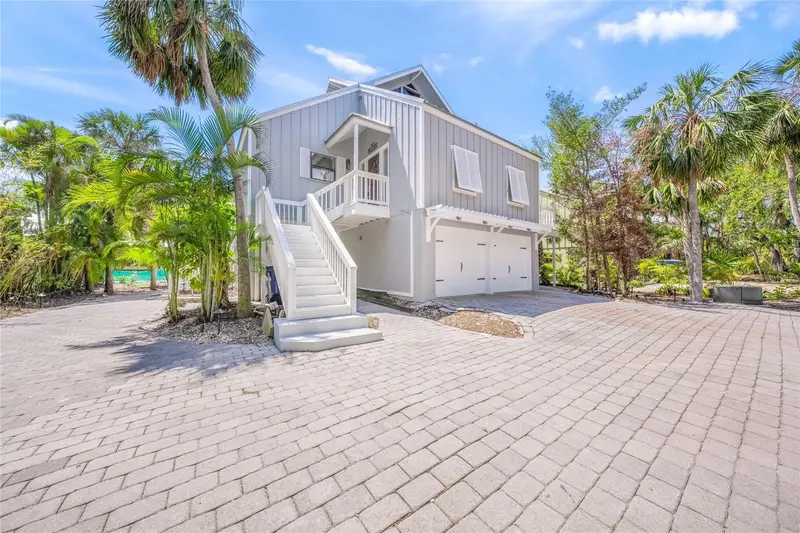 1256 RIEGELS LANDING DRIVE, SARASOTA, photo 2 of 40