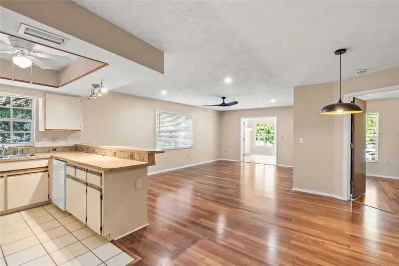 1859 WHARF ROAD, SARASOTA, photo 5 of 27