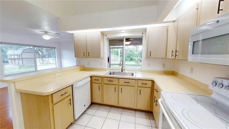 13466 HOPEWELL AVENUE, PORT CHARLOTTE, photo 3 of 30