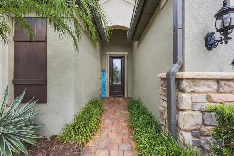 17218 SEAFORD WAY, LAKEWOOD RANCH, photo 3 of 98