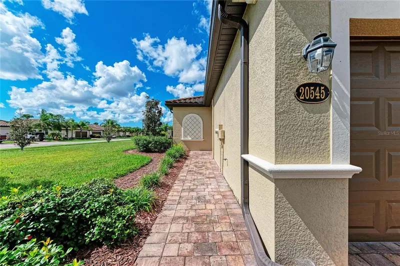 20545 PREGO PLACE, VENICE, photo 4 of 98