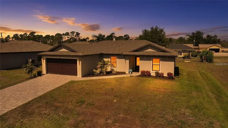 6007 GILLOT BOULEVARD, PORT CHARLOTTE