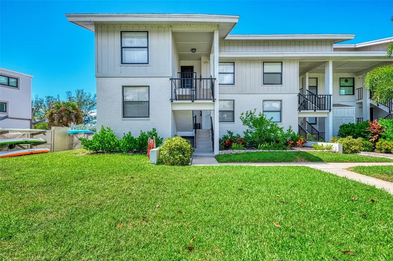 9226 MIDNIGHT PASS ROAD #4A, SARASOTA, photo 3 of 49