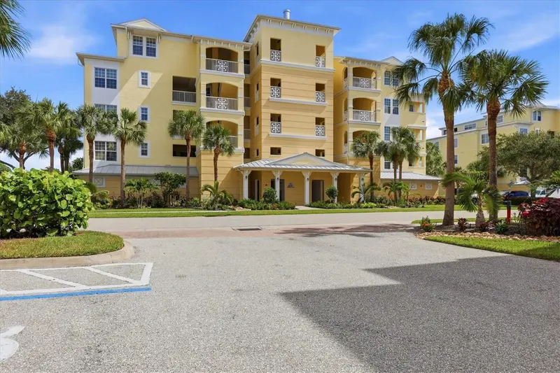 8541 AMBERJACK CIRCLE #104, ENGLEWOOD, photo 2 of 50