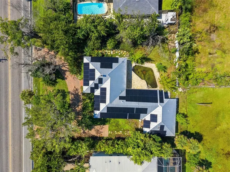 617 SIESTA DRIVE, SARASOTA, photo 4 of 10