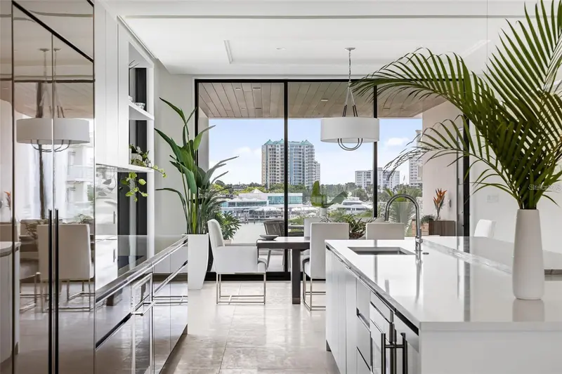 509 GOLDEN GATE POINT #3, SARASOTA, photo 2 of 28