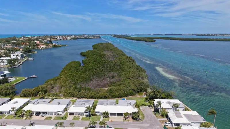917 SPANISH DRIVE, LONGBOAT KEY, photo 5 of 75