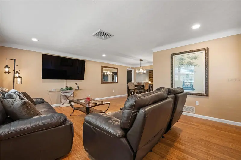 3323 SPRING MILL CIRCLE, SARASOTA, photo 5 of 44