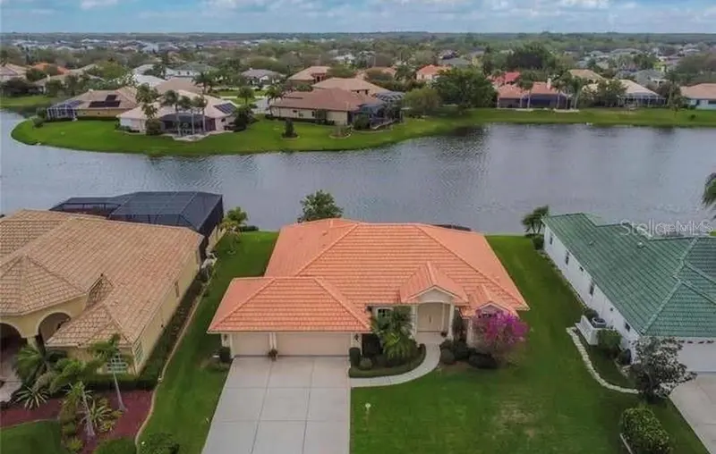 2953 SEASONS BOULEVARD, SARASOTA, photo 2 of 35