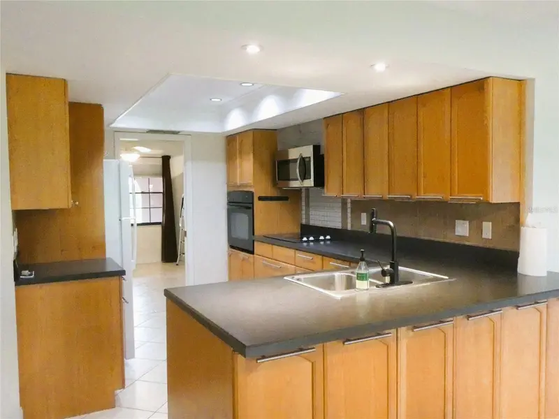 635 LEGER DRIVE, NOKOMIS, photo 3 of 10