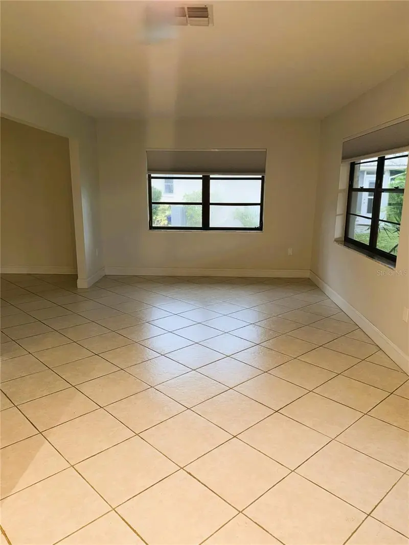 635 LEGER DRIVE, NOKOMIS, photo 4 of 10