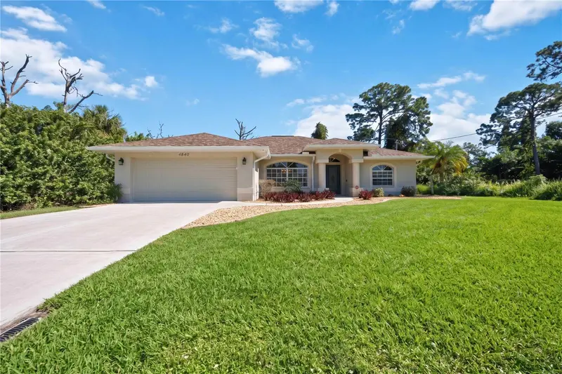 4840 FOXHALL ROAD, NORTH PORT, photo 2 of 66