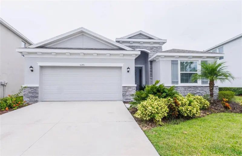 5246 GROVE MILL LOOP, BRADENTON, photo 2 of 31