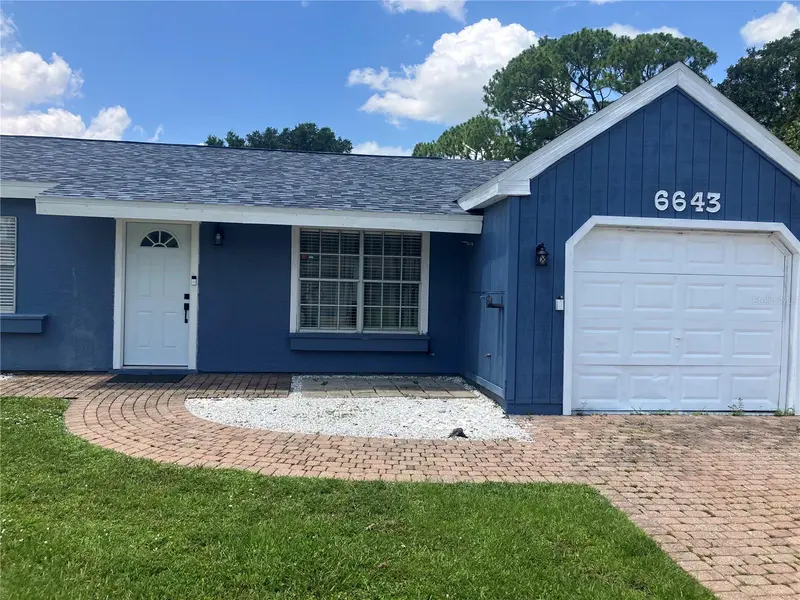 6643 STARDUST AVENUE, NORTH PORT