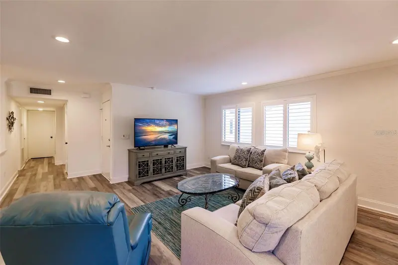 700 GOLDEN BEACH BOULEVARD #222, VENICE, photo 4 of 25