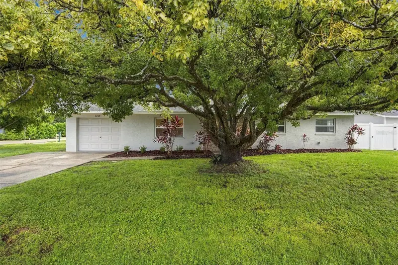 3205 DUNBAR DRIVE, SARASOTA